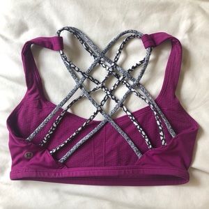 Size 4 lululemon free to be wild sports bra